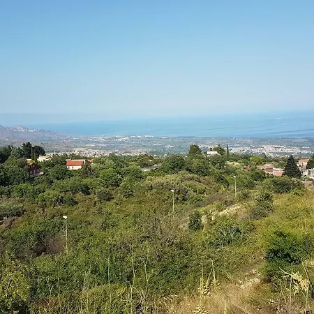 Vakantiehuis Casa A Due Passi Dal Belvedere Di *