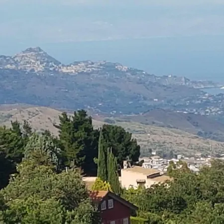 Casa A Due Passi Dal Belvedere Di *